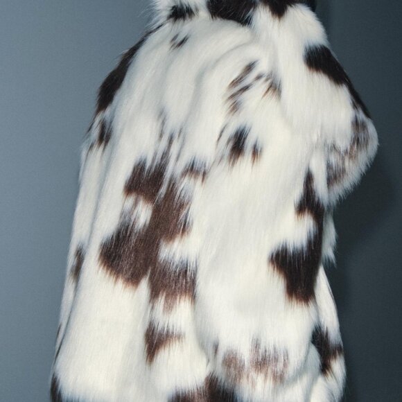 ZARA ZW COLLECTION FAUX FUR JACKET LIMITED EDITION ANIMAL COW PRINT SIZE S NWT - Picture 4 of 15